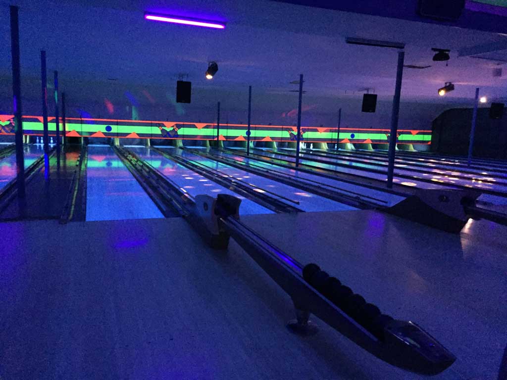 junipter-bowling-alley-in-cranbrook