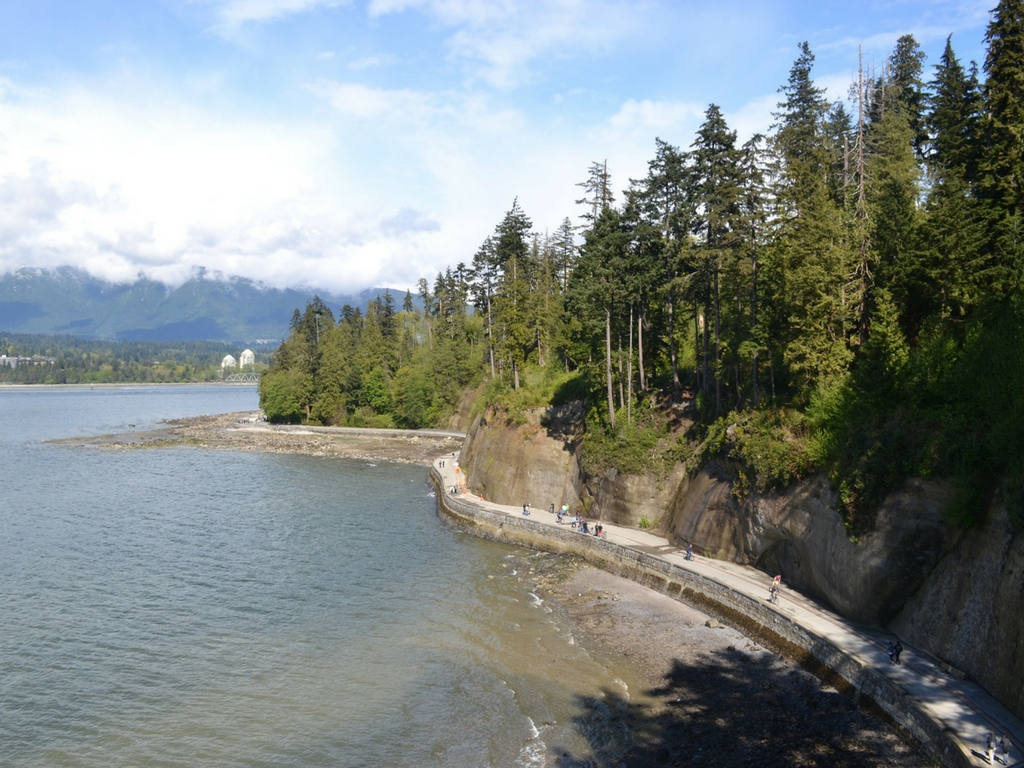 Stanley park seawall for free things to do with kids spring break 