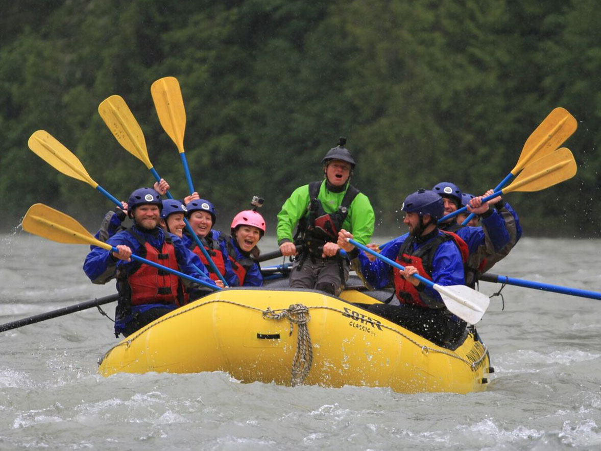 Squamish river rafting group out on the water