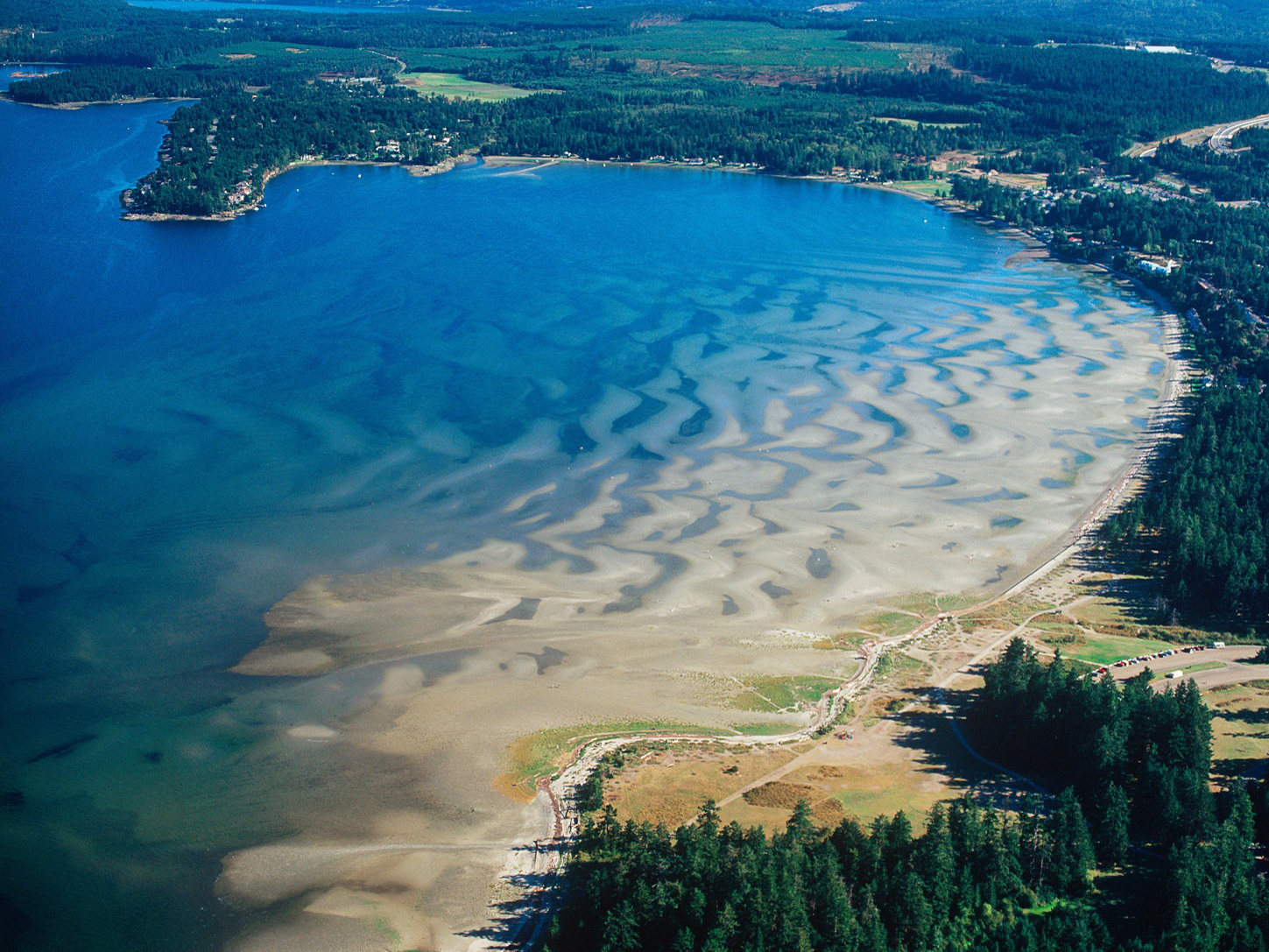 ARND8H Aerial view of Rathtrevor Beach provincial park, Parksville, Vancouver Island, British Columbia, Canada.