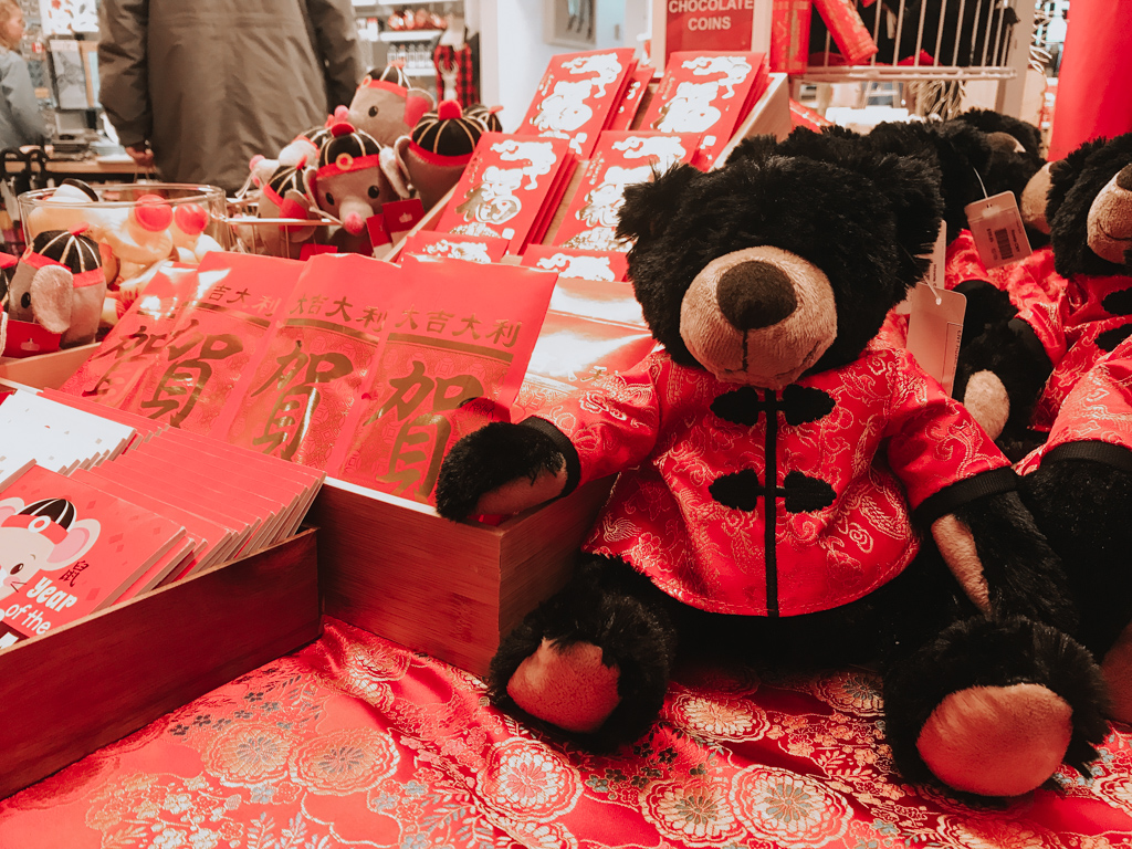 bear and red envelope display in the giftshop at the flyover canada taiwan
